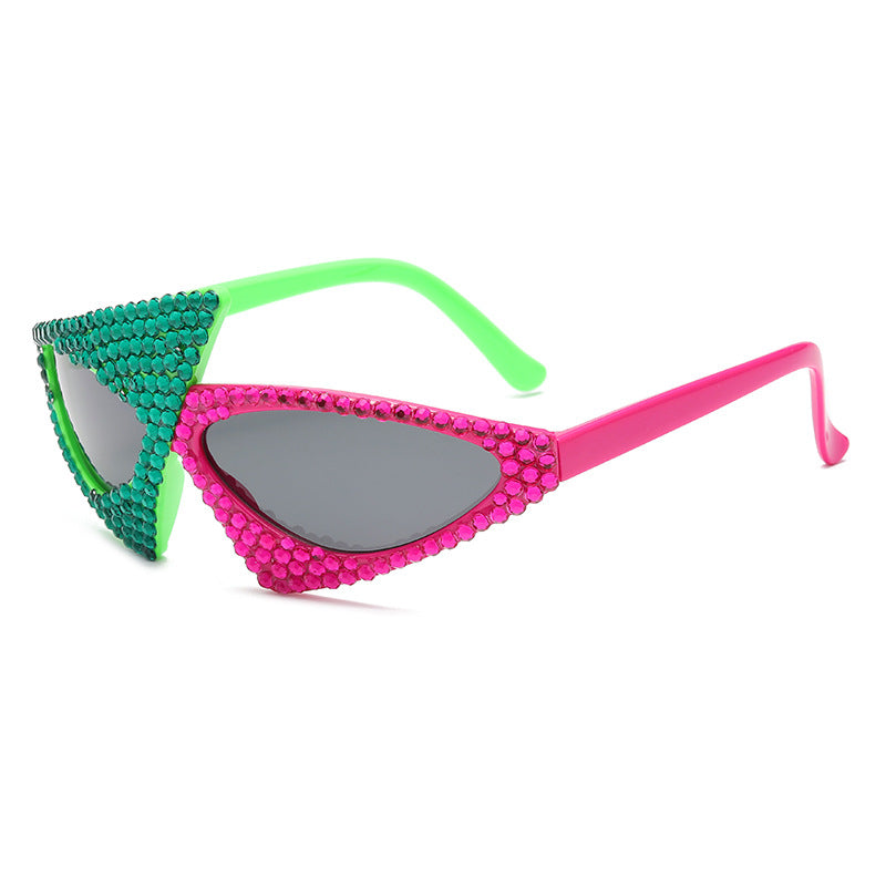 Alien diamond studded triangular sunglasses, retro glasses, women's party party sunglasses, UV resistant sunglasses