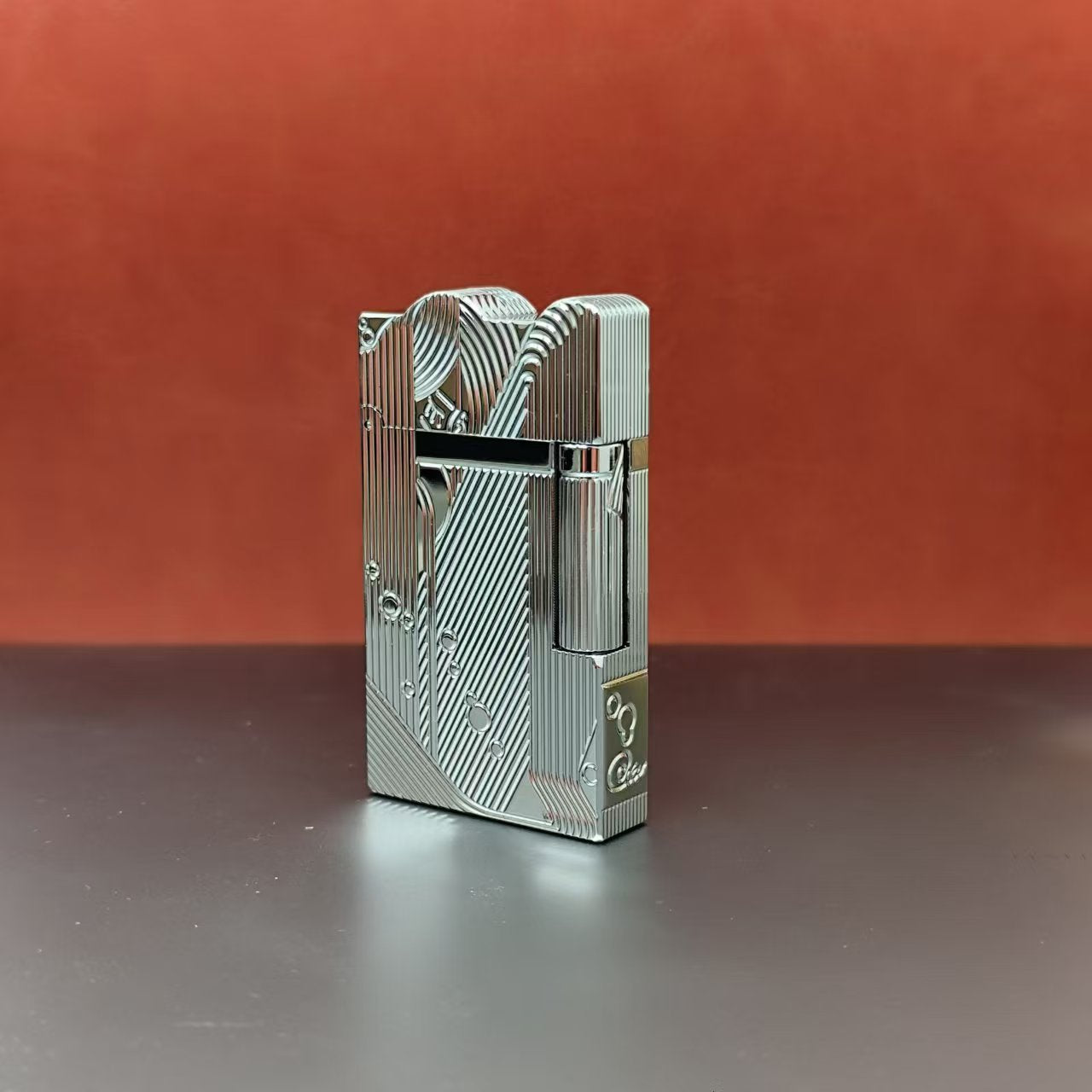 Gold Sleep Mermaid Pattern Vintage Lighter Cigarette Smoking Kerosene Lighters Classic Sound Metal Lighters Fire Men