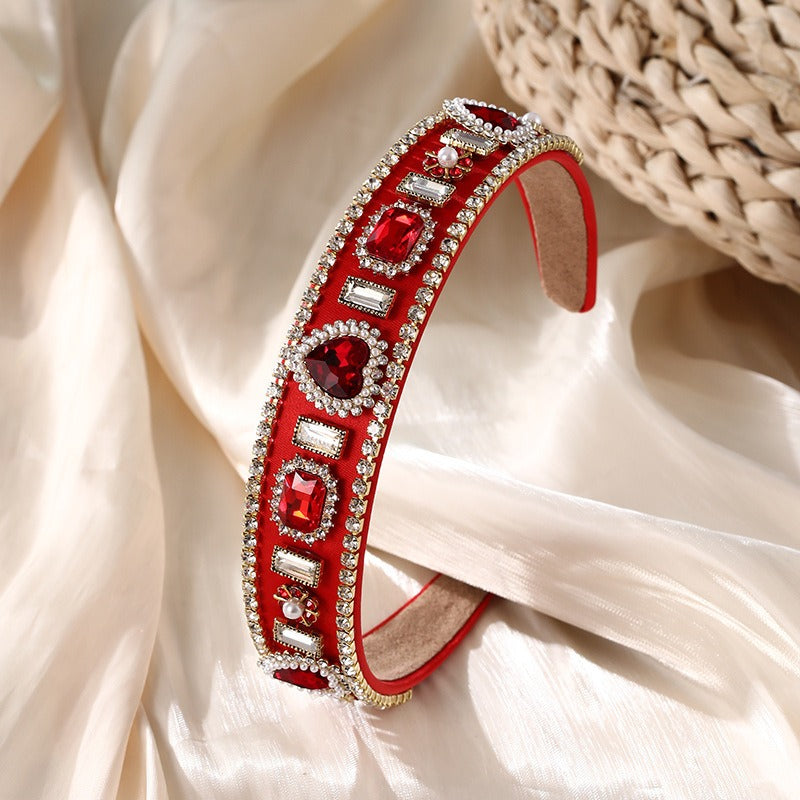 Minimalist and fashionable full diamond anti slip heart headband for women
