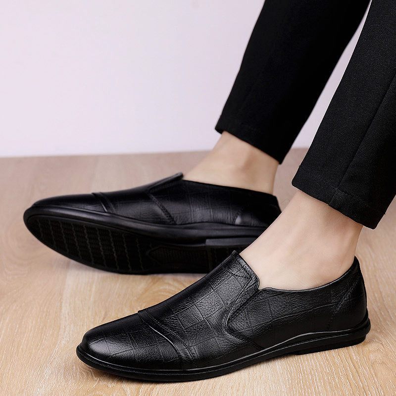 Men's bean shoes, genuine leather, fashionable, trendy, casual, youth flat bottom, low top lazy shoes